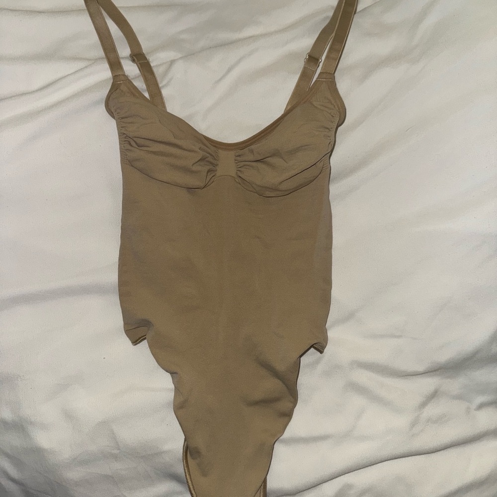 SKIMS Sculpt Bodysuit